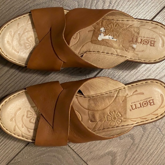 Born Shoes - Born Women's leather sandal